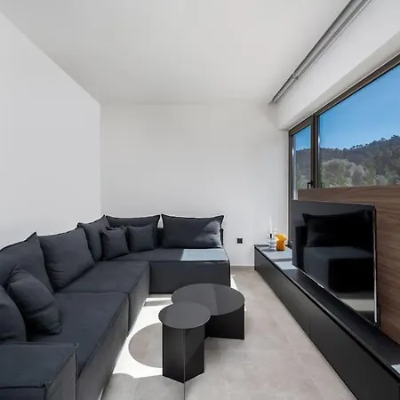 Vila Casa Yiava