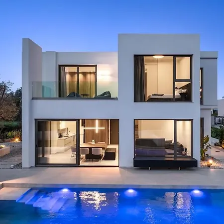 Casa Yiava Vila